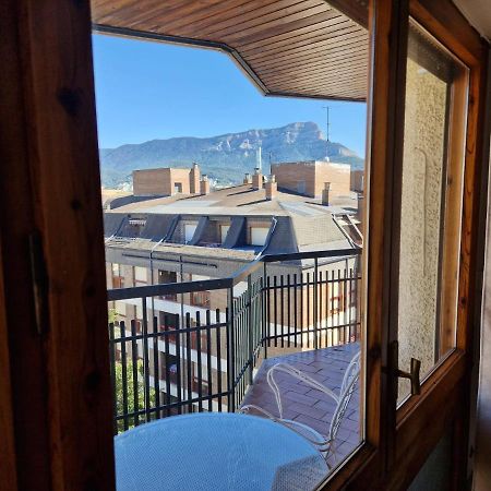 Ferienwohnung Flor De Nieve Jaca Exterior foto